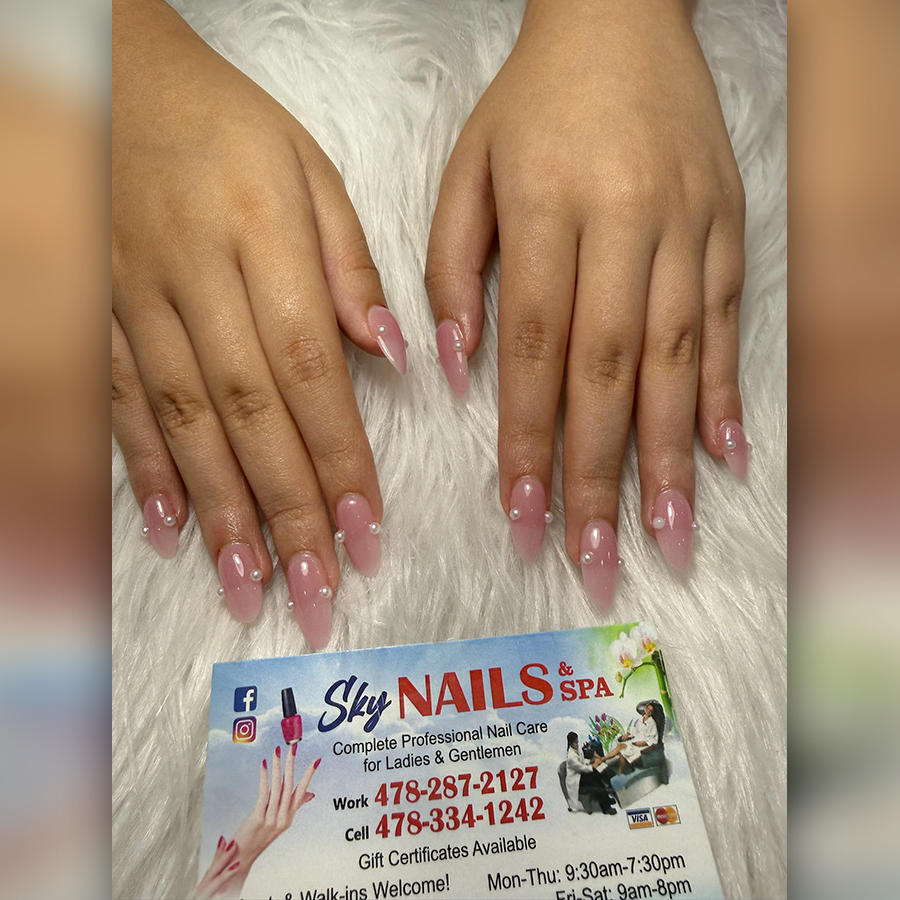 Sky Nails & Spa 